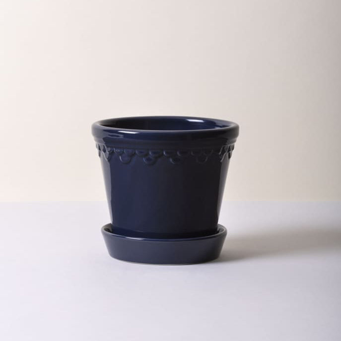 dark blue plant pot Bergs' Potter Kobenhavner Pot