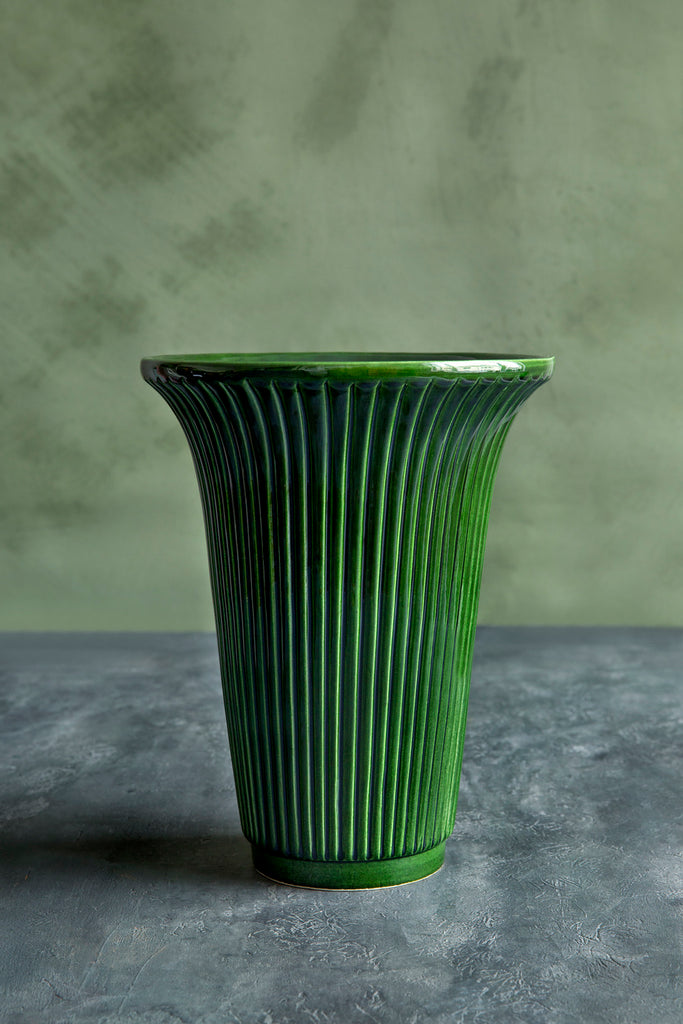 4.7in Green Emerald Glazed Daisy Vase - Bergs Potter