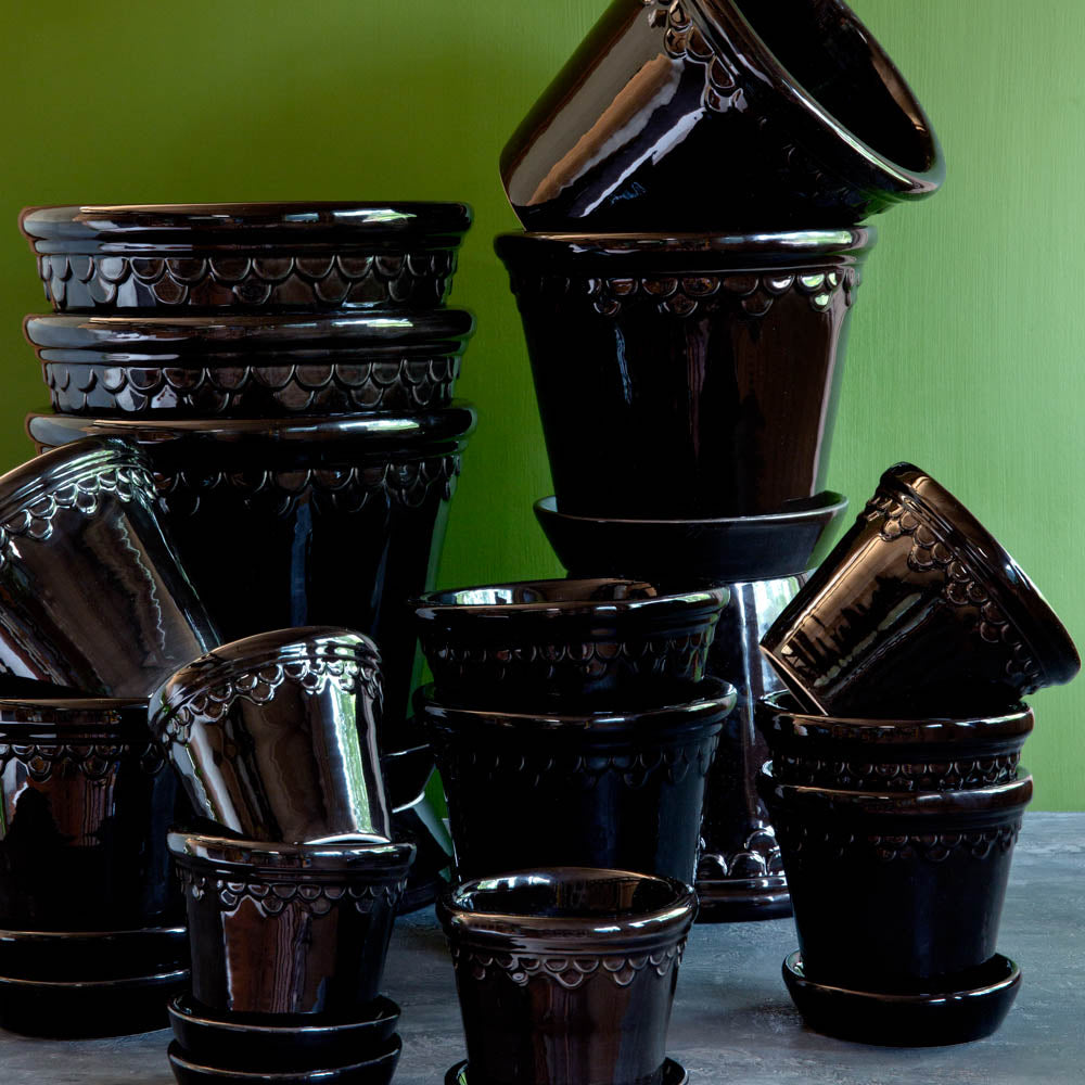 3in-10in Black Glazed Castle Pot - Bergs Potter
